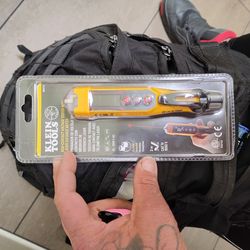 Klein Non-Contact Voltag Tester With Laser Distance Meter