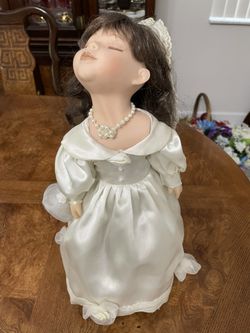 Vintage Wedding Bride Doll