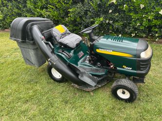 Fully Serviced Riding Mower With Bagger & Warranty!