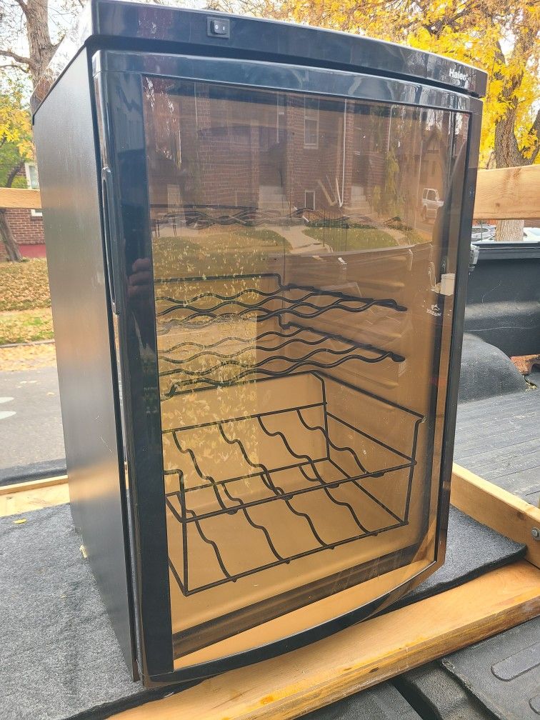 Mini Wine Cooler Fridge