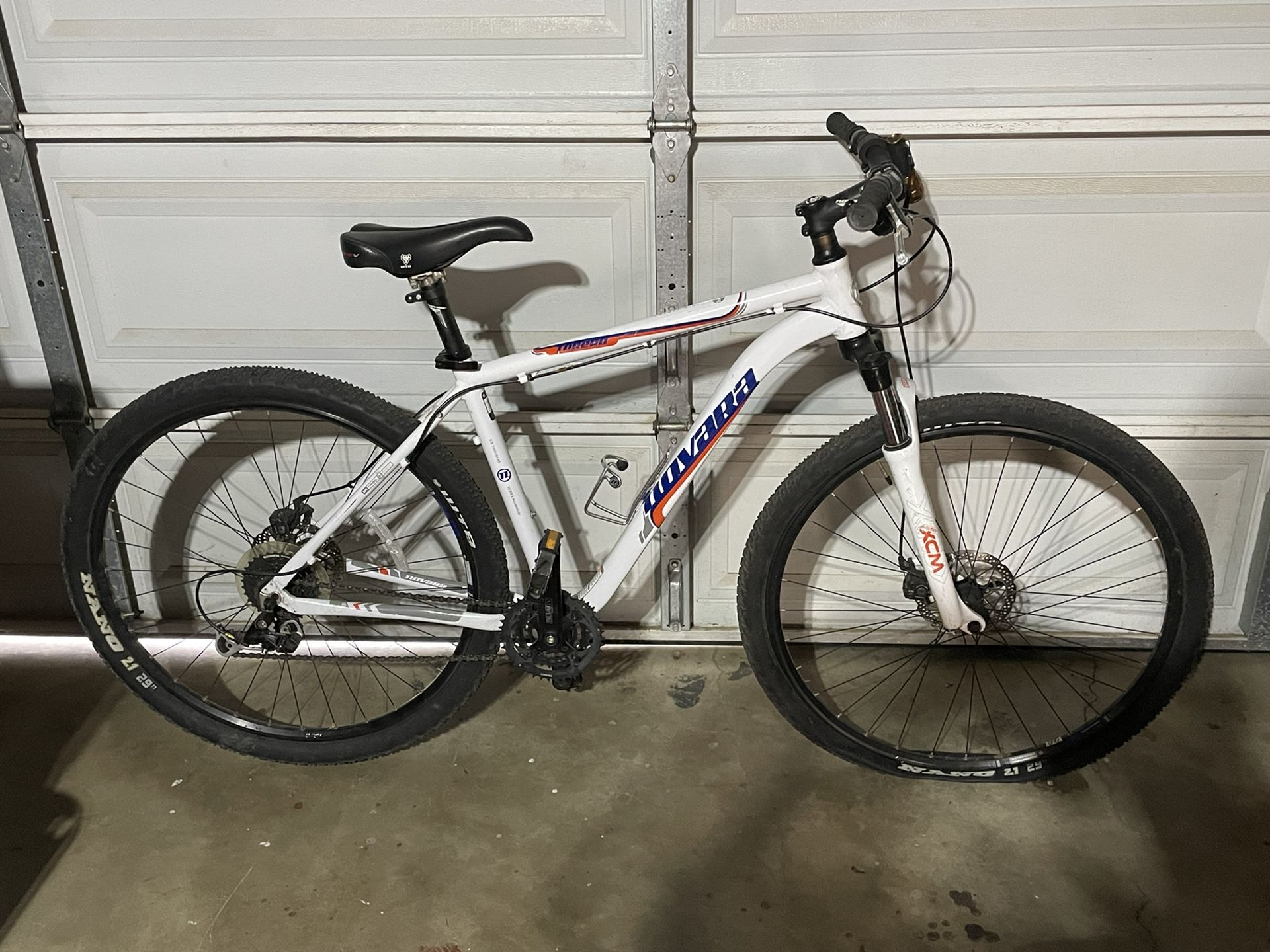 Adult Mountain Bike Novara 29” (REI Brand)