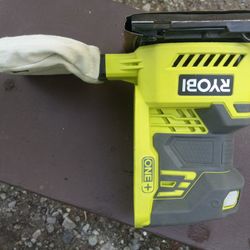 Ryobi P440 One 18V Lithium Ion 12 000 RPM 1 4 Sheet Palm Sander w Onboard Dust for Sale in Newburyport MA OfferUp
