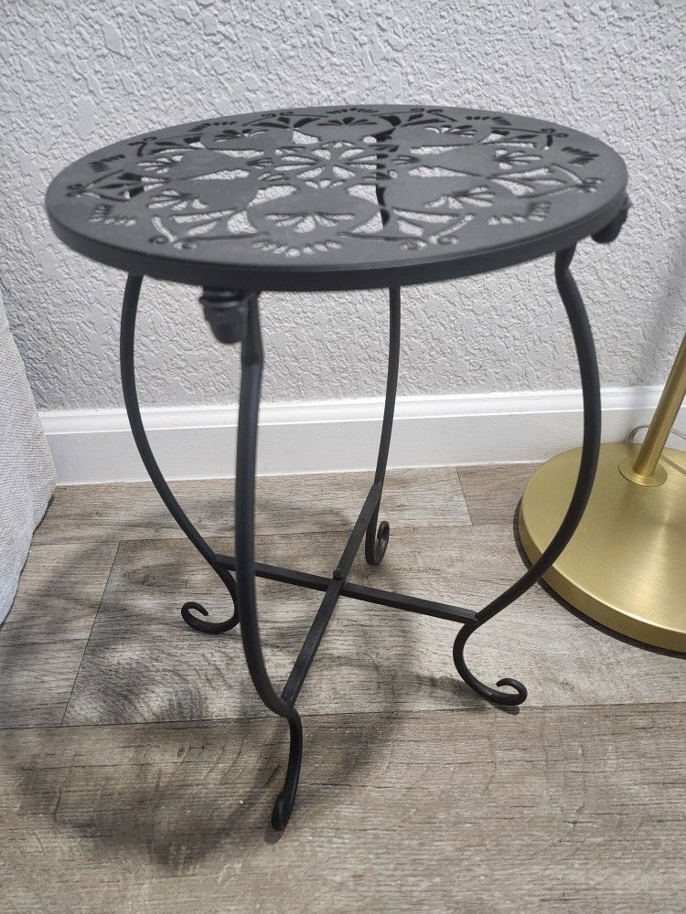 Mini Table