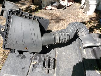 2004-2008 Ford MUSTANG AIRBOX WITH FILTER