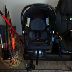 Graco Infant Carseat