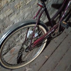 Women's huffy Santa Fe 2 cruiser