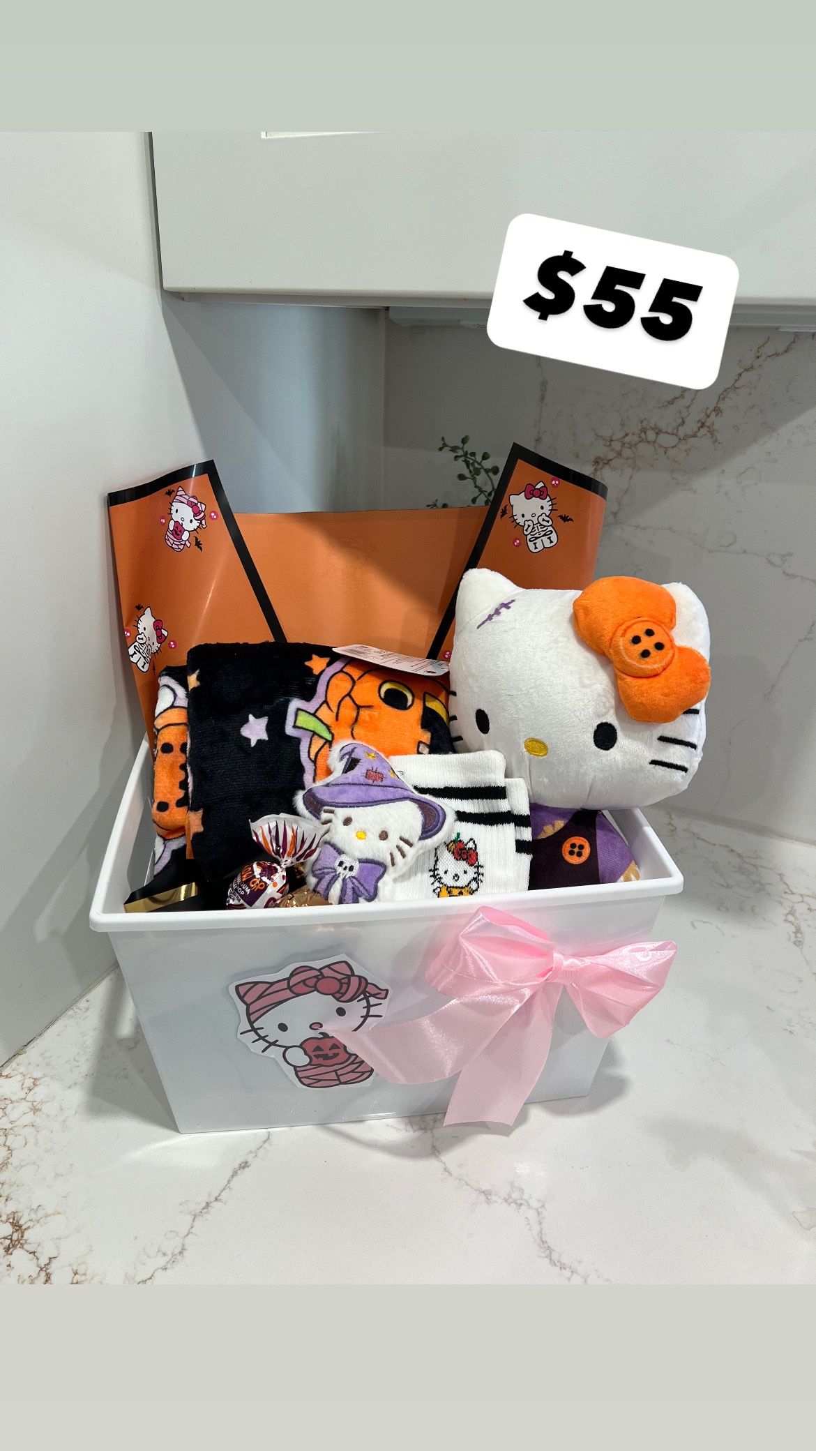 Halloween Hello Kitty Basket Gift Roses Bouquet Flowers Gift 