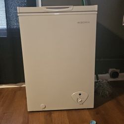 Deep Freezer 3.5 Cu.ft