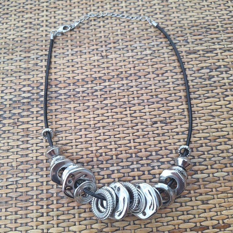 Chicos Statement Necklace Hammered Textured Metal Discs Silver Tone & Black Modern