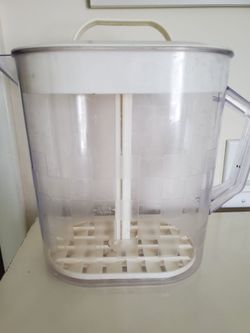 Pampered Chef Quick Stir Pitcher 1 gallon