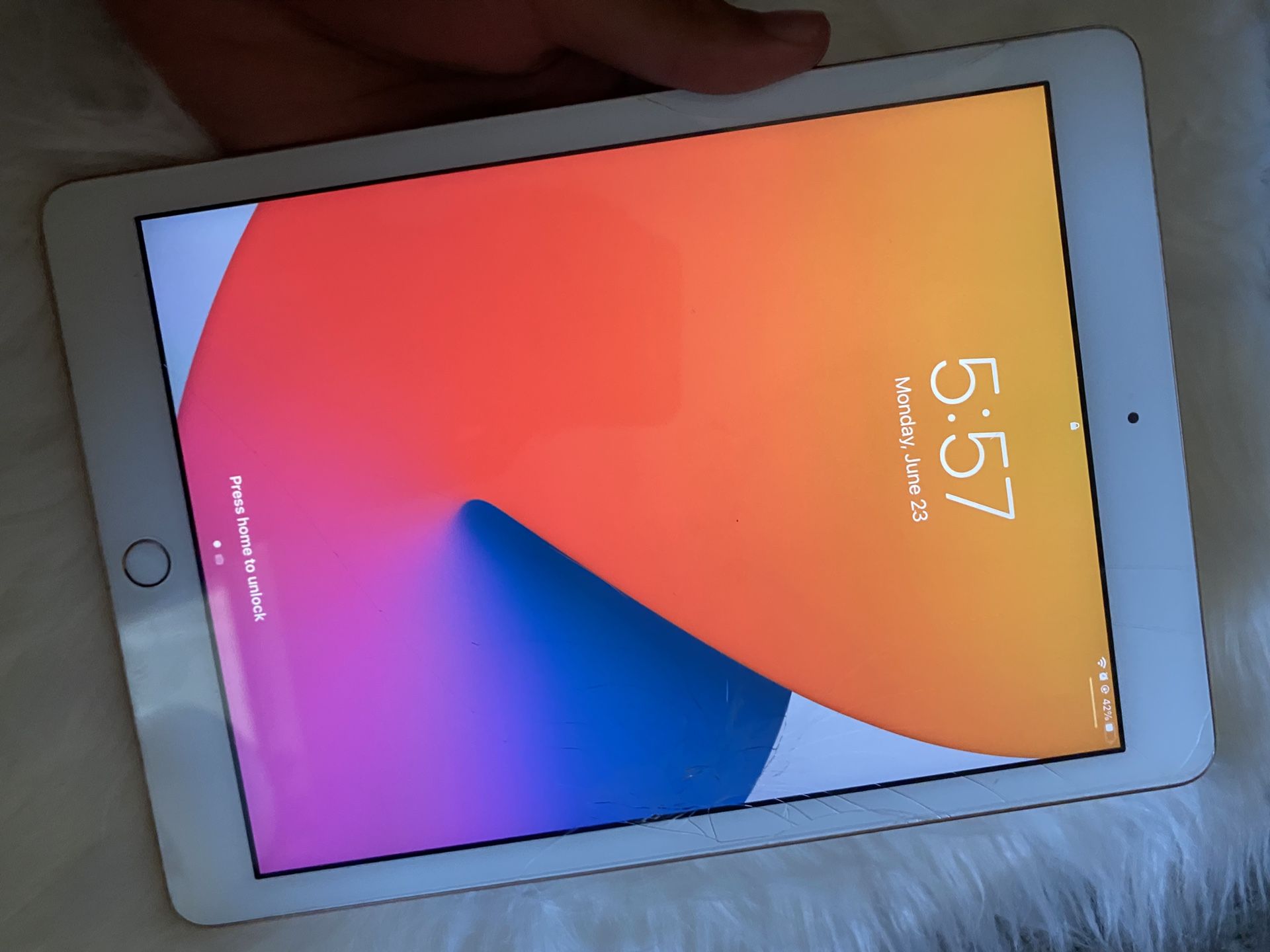 iPad 6th Gen