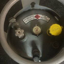 Propane Tanks 
