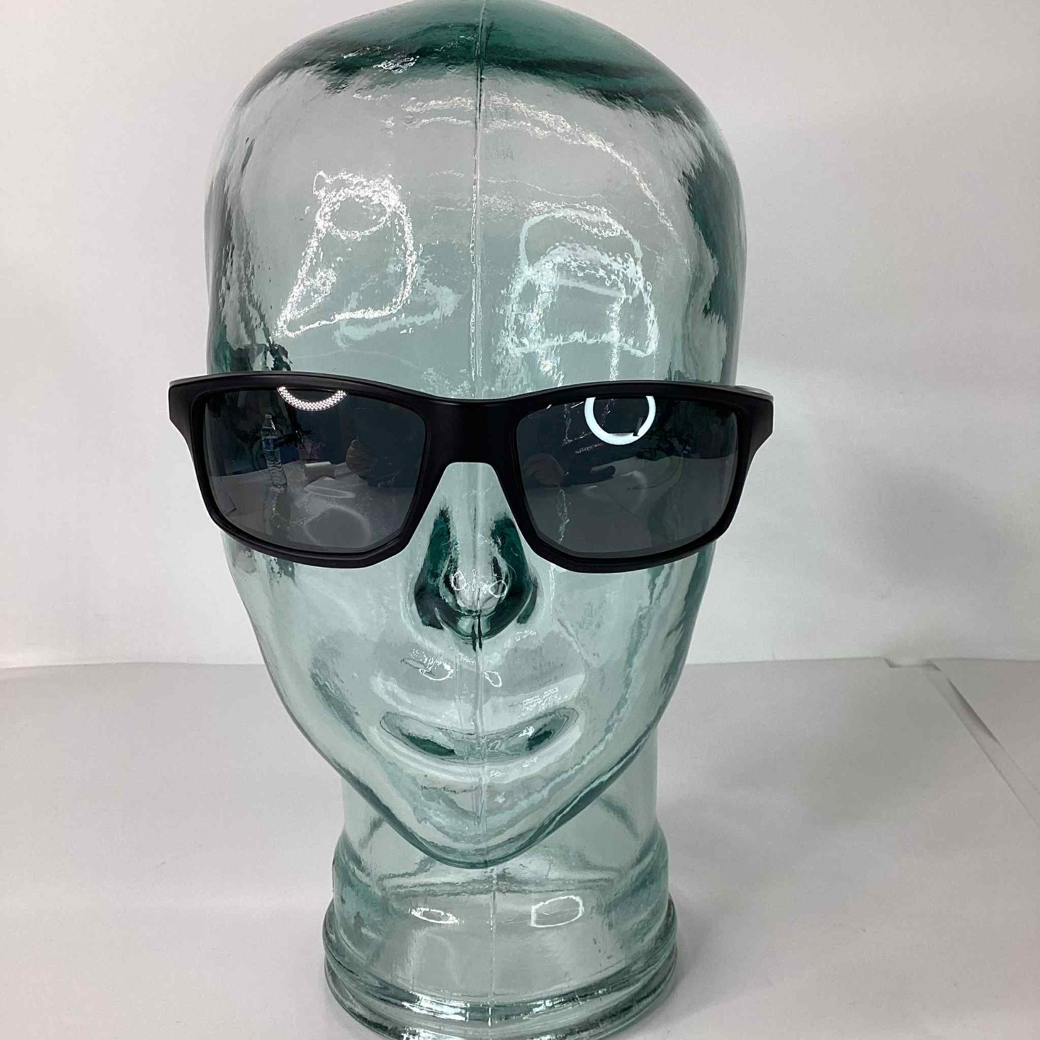 Oakley Men's Gibston Prizm Polarized Sunglasses with Case