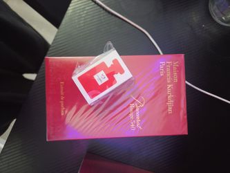 Baccarat rouge 540 with a sample!