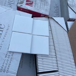 300sq.ft Approx White 4x4 Tiles