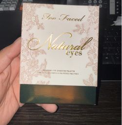 Too Faced Natural Eyes