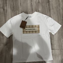 burberry tee size L 