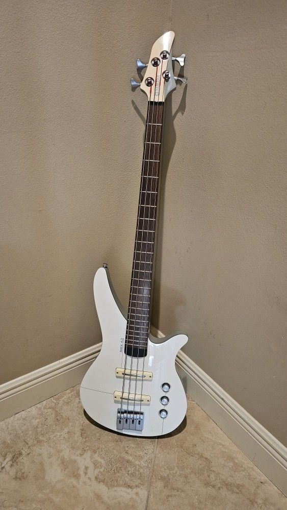 Yamaha RBX A2 Bass Guitar