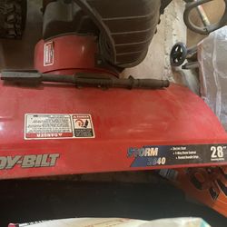 Troy-Bilt Storm 2840 Snowblower