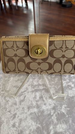 Wallet- coach used once