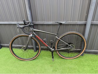 Specialized Diverge carbon gravel bikes