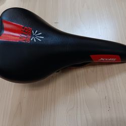 New Bike Seat For Fixie Bikes Or Road Bike