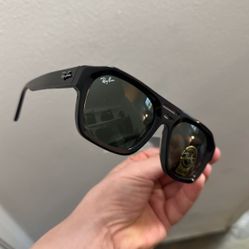 🍀New RayBans - Box, Pouch Cloth All Included 🍀