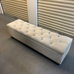 Bedroom bench 