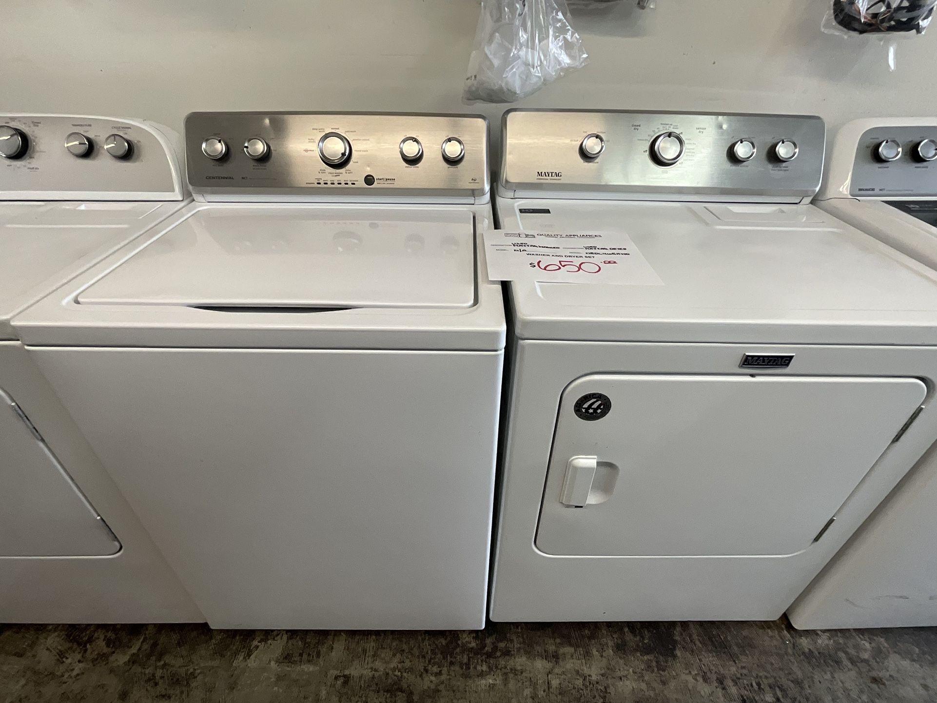 USED MAYTAG WASHRE AND DRYER SET