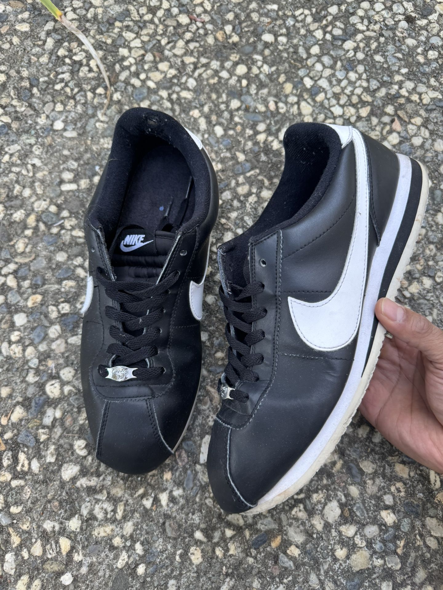 Nike Mens Cortez - 10.5M - Athletic Shoes Black Classic - Preowned