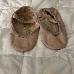 Capezia Pink Leather Ballet  Slippers Size 9 