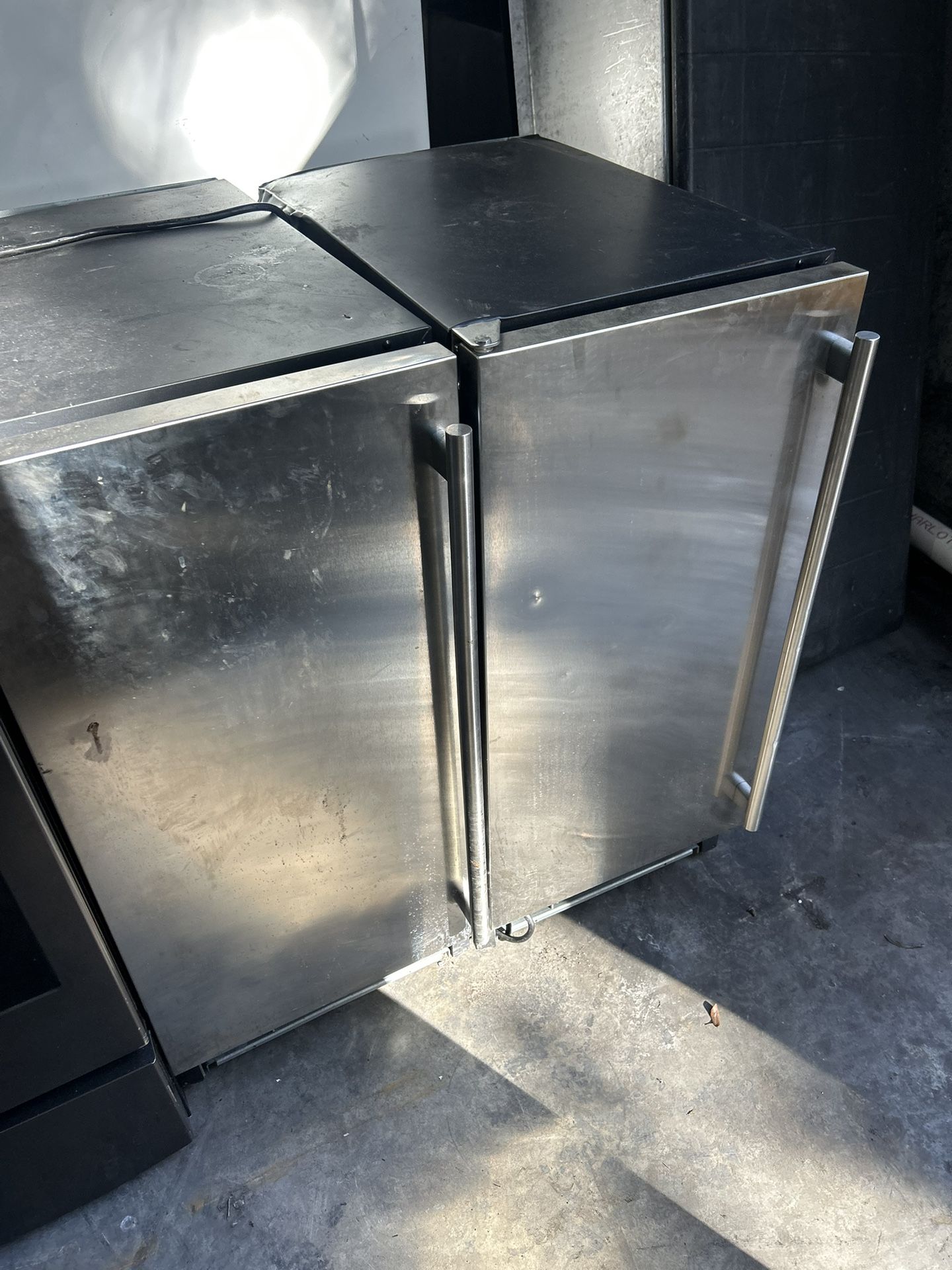 Ice Maker 50 Pounds Undercounter 