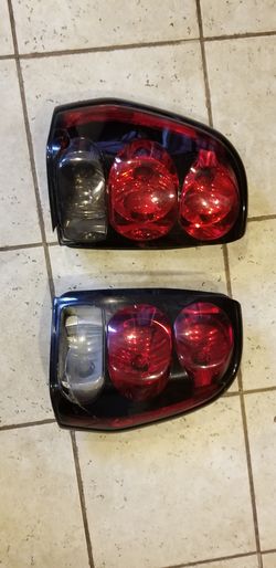 2002-2009 Chevy Trailblazer Taillights