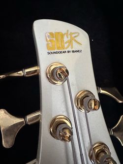SoundGear by Ibanez BASS