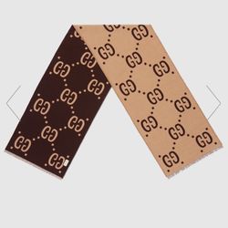 New Men’s Wool Gucci Scarf $222