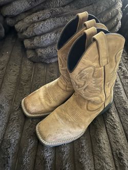 Cody James cowboy boots