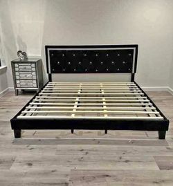 NEW IN BOX- King Size Black Leather Platform Bed Frame with rhinestone