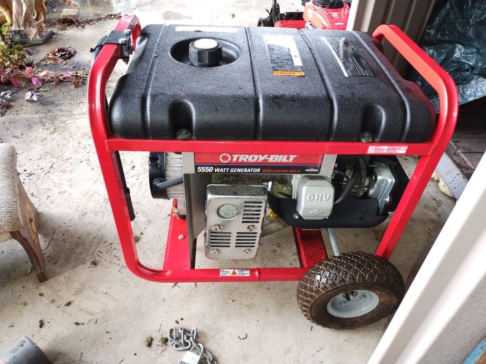 5550 Watt Troy-Bilt Generator With Adapter Cord Set
