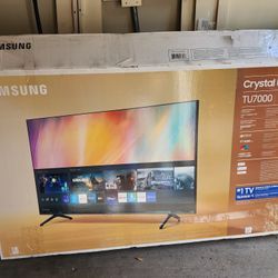 75" Samsung Smart flatscreen