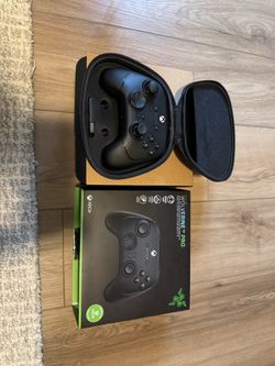 RAZER Wolverine V3 Pro