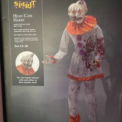 Clown animatronic / clown / decoration/ Halloween decoration /  Halloween