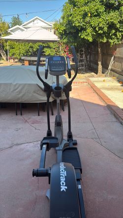 Nordic Track E5.5 Elliptical