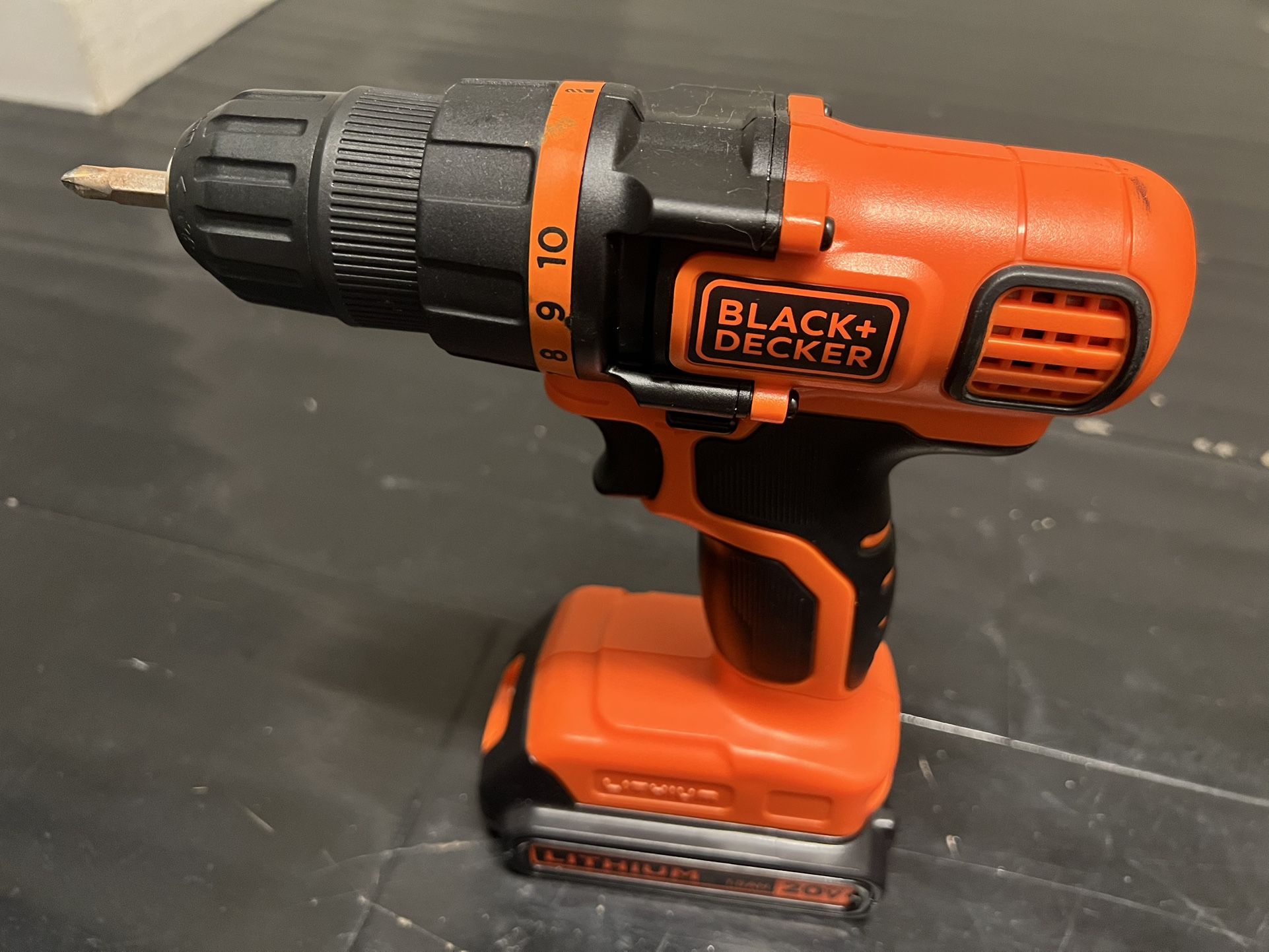 Black & Decker Hand Drill