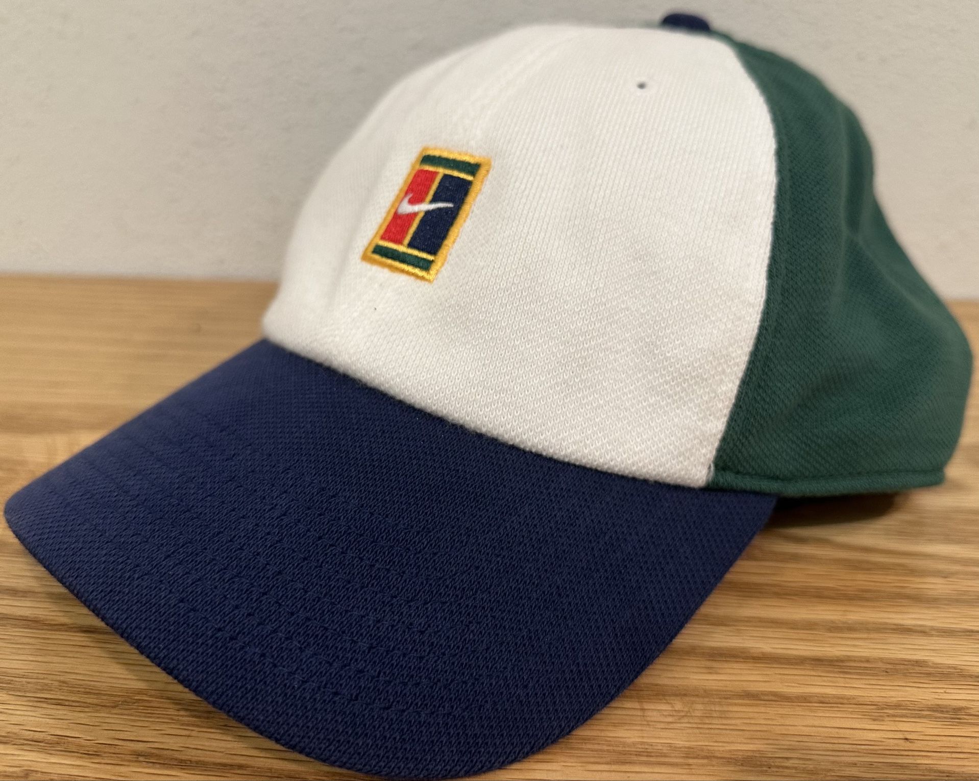 Nike Heritage86 Color Block Tennis Hat
