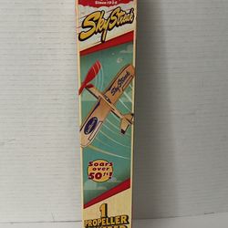 New Sky Streak Propeller Plane