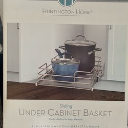Sliding cabinet organizer