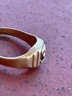 Letter E gold Ring 14k