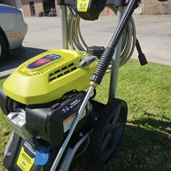 RYOBI GAS 3100 PSI PRESSURE WASHER WITH HONDA ENGINE NEW