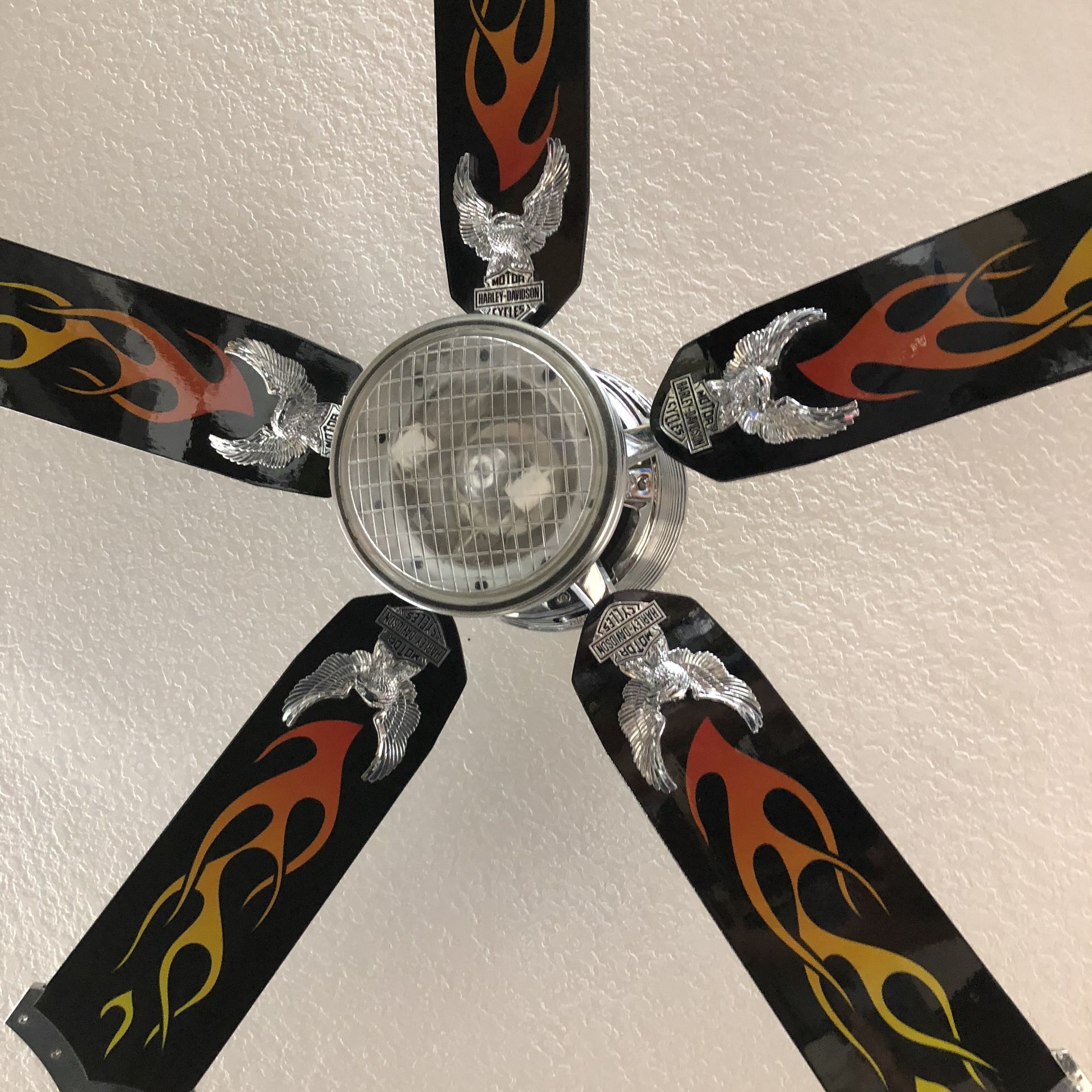 Harley Davidson remote control sound effects and light ceiling fan model 81001