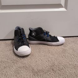 Men's Size 5 Converse Boys
